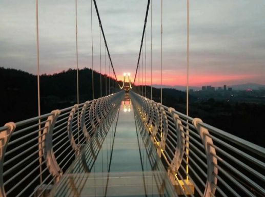 河北玻璃吊桥的基本结构你们了解吗?